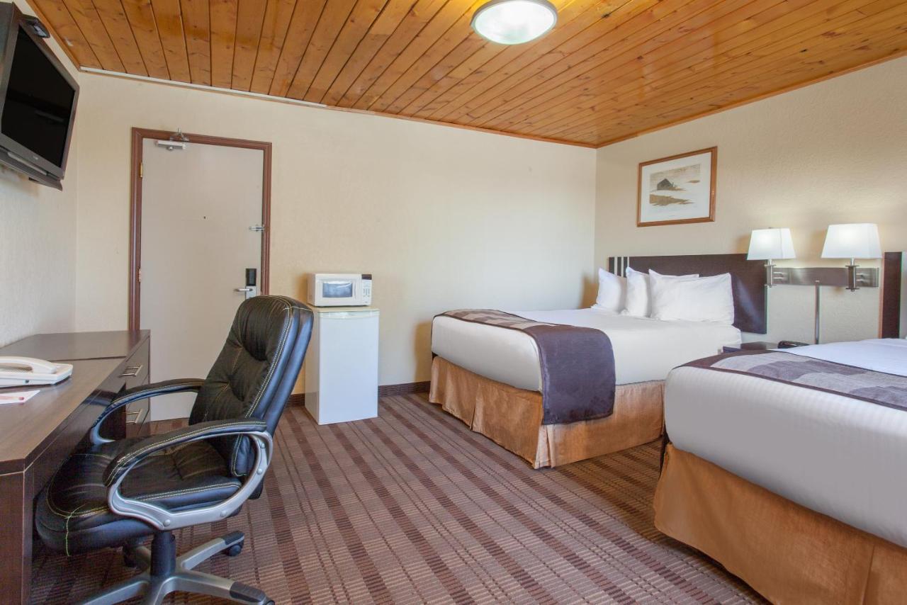 Econo Lodge Inn & Suites Medicine Hat Zewnętrze zdjęcie