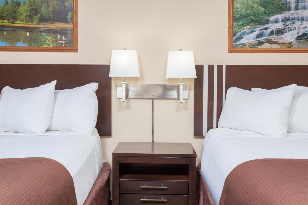 Econo Lodge Inn & Suites Medicine Hat Zewnętrze zdjęcie