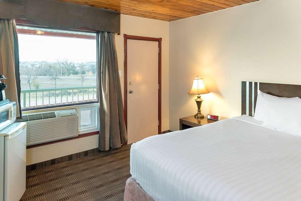 Econo Lodge Inn & Suites Medicine Hat Pokój zdjęcie