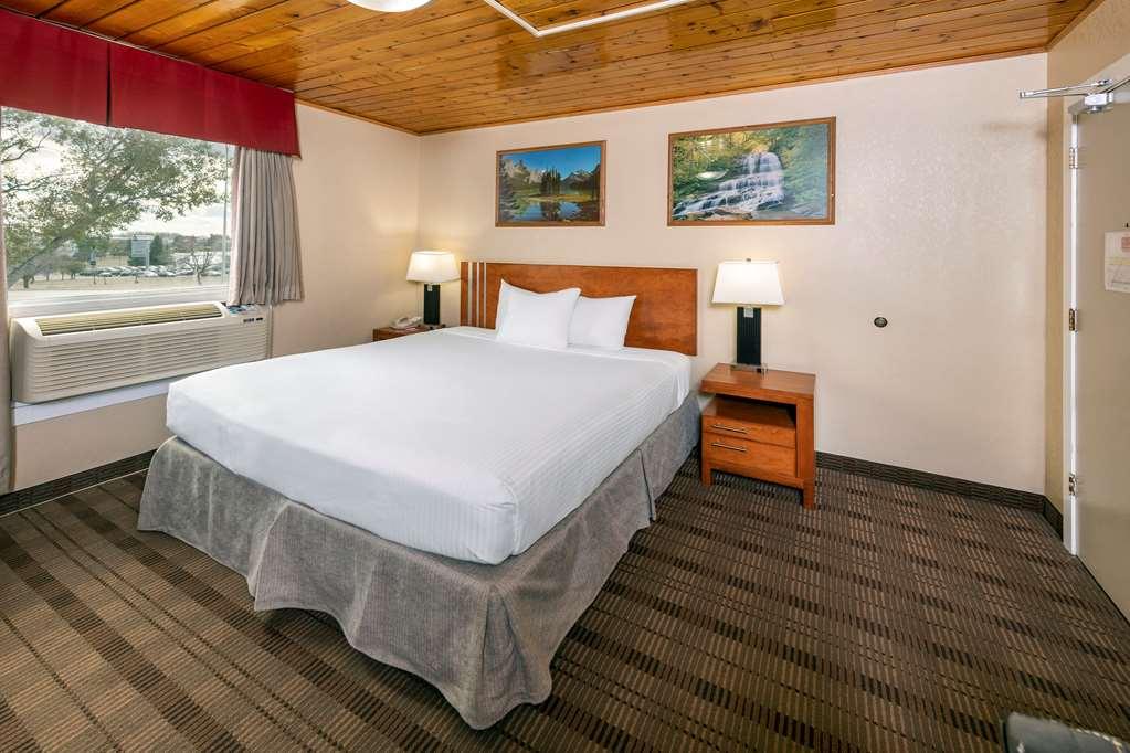 Econo Lodge Inn & Suites Medicine Hat Pokój zdjęcie