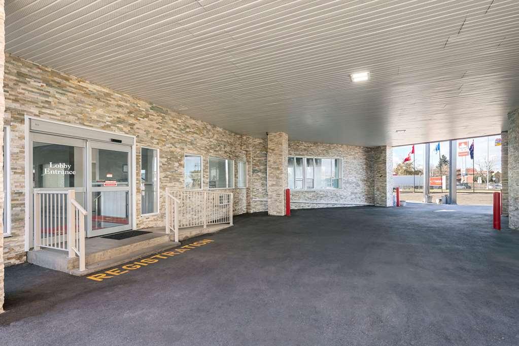 Econo Lodge Inn & Suites Medicine Hat Zewnętrze zdjęcie