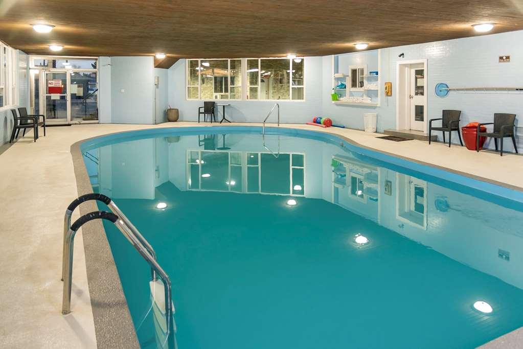 Econo Lodge Inn & Suites Medicine Hat Udogodnienia zdjęcie